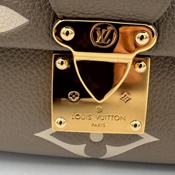 Louis Vuitton Favorite Bicolor Monogram Empreinte Leather RARE - Picture 7 of 16